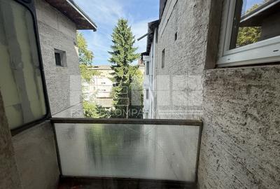 Apartament cu 3 camere semidecomandat în Central - 10