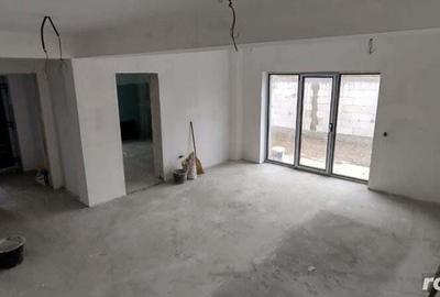 Casă cu 4 camere cu Teren 260 Mp în Agigea