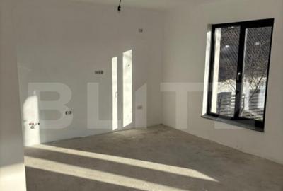 Casă cu 7 camere cu Teren 900 Mp în Central - 9