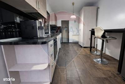 Casă cu 6 camere cu Teren 300 Mp în Nord - 1