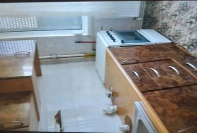 Inchiriez apartament 3 camere tig 1 - 2