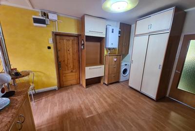 Apartament cu 3 camere decomandat, mobilat în Central - 12