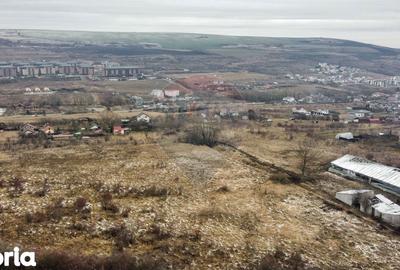 Teren de 3200 mp, în Central