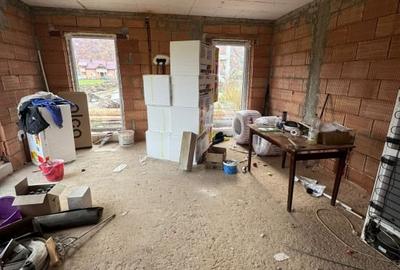 Casă individuală cu 4 camere cu Teren 350 Mp în Periferie - 9