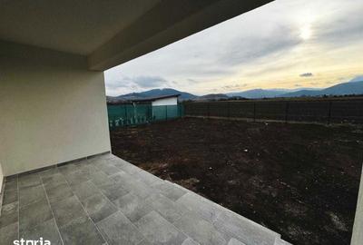 Casă cu 4 camere cu Teren 500 Mp în Central - 10