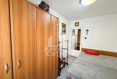 Apartament cu 3 camere decomandat, mobilat în Lipovei - 8