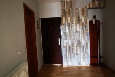 Apartament 3 camere -2 grupuri sanitare - 4