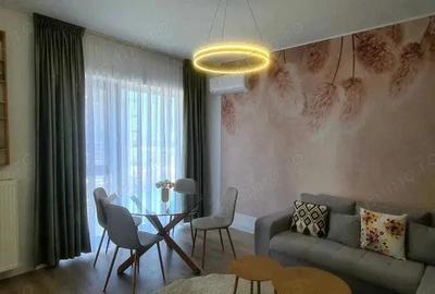 Apartament cu 2 camere semidecomandat în Soarelui