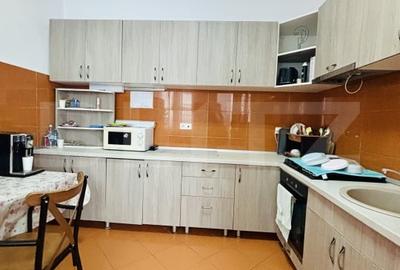 Casa spatioasa cu 10 camere, ideala pentru locuinta sau sediu firma - Zona Lunei - 7