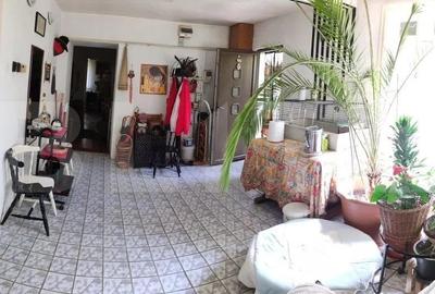 Casa stil boem, cu dependinte , 6 camere,   zona-M17 - 3