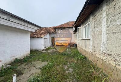 Casă individuală cu 5 camere cu Teren 904 Mp în Palazu Mare - 3