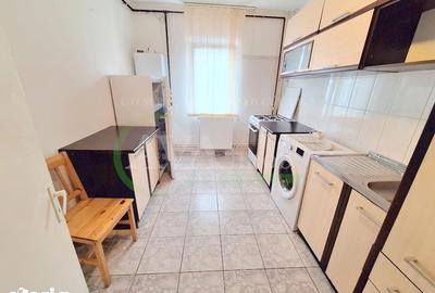 Apartament cu 2 camere semidecomandat în Republicii