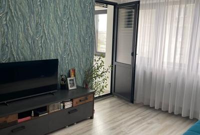 2 Camere | Titan | Metrou | parcare
