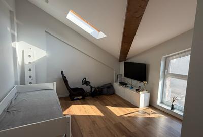 Casă cu 5 camere cu Canalizare în Domenii - 16