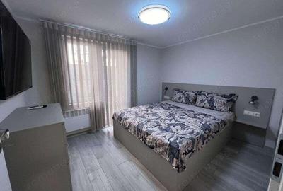 Apartament cu 2 camere decomandat în Tractorul