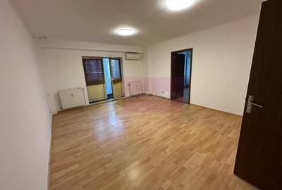 Apartament cu 3 camere decomandat în Vitan Mall - 4