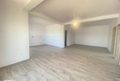 Casă cu 3 camere în Sântandrei