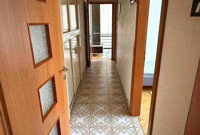Inchiriez apartament cu 3 camere, ultracentral - 8