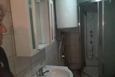 Casa disponibila in 2 rate, cu 3 camere ?i baie in zona centrala, in Nadab - 2