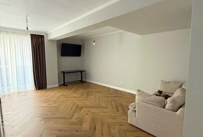 Apartament cu 3 camere decomandat în Central - 2