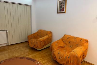 Apartament cu 3 camere decomandat, mobilat în Lacul Tei - 23