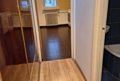 Apartament cu 3 camere decomandat în Calea Victoriei - 4