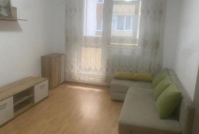 Garsonieră decomandată, mobilată în Apărătorii Patriei - 1