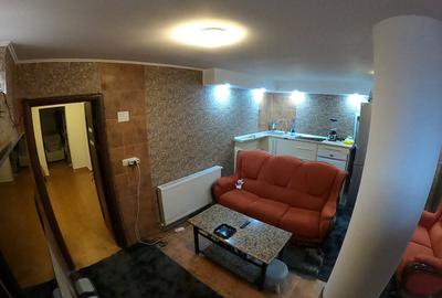 Apartament cu 4 camere semidecomandat, mobilat în Lazu - 3