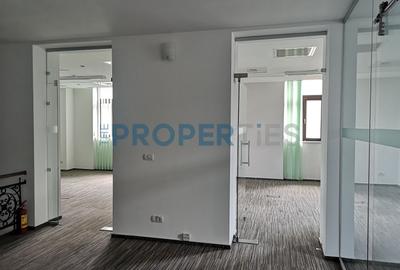 Inchiriere birouri Universitate -  608mp - intrare exclusiva - 10