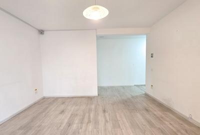 Spatiu De Birou Zona De Case Tractorul - 4