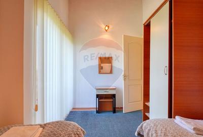 Casă individuală cu 7 camere cu Teren 725 Mp în Drumul Carului - 30