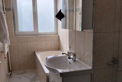 Apartament cu 2 camere decomandat în Arcești - 6