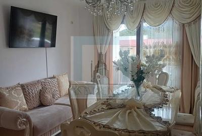 Apartament cu 3 camere decomandat în Noua