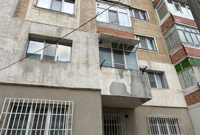 Apartament cu 2 camere decomandat în Exterior Vest - 16