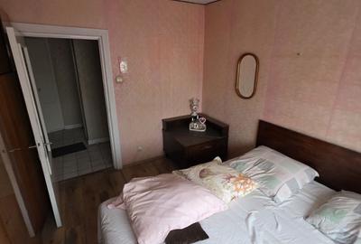 Apartament cu 3 camere decomandat în Dacia - 2