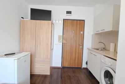 Camera cu baie, renovata complet, Str. Serii 2 Camera cu baie, renovata complet, Str. Serii 2 - 3