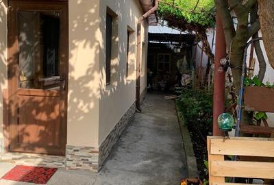 Casă cu 4 camere decomandat în Băceni - 4