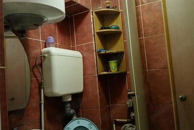 Apartament cu 2 camere decomandat în Fratelia