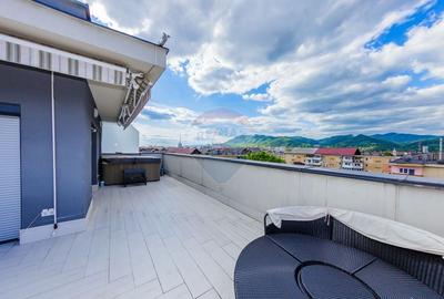 Penthouse cu 4 camere nedecomandat în Central - 17