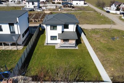 Casă cu 4 camere cu Teren 456 Mp în Berceni - 2