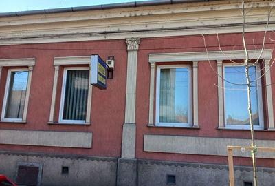 Apartament cu 2 camere semidecomandat în Central - 8