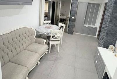 Apartament cu 2 camere decomandat, mobilat în