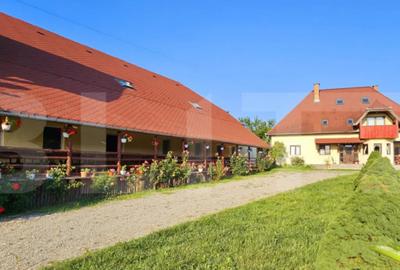 Casă cu 16 camere cu Canalizare în Central