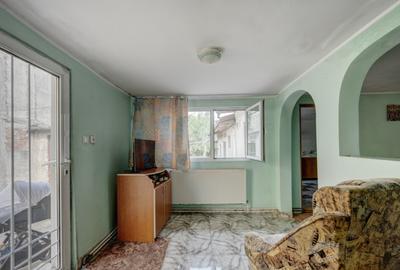 CHIAJNA - CASA RENOVABILA 129 MP, LOT 690 MP! - 2