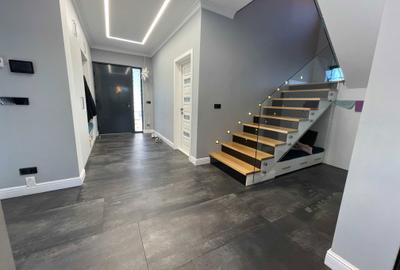 Casă cu 4 camere în Central - 6