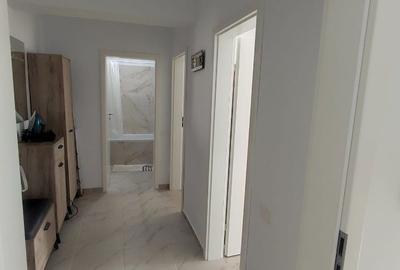 Apartament cu 2 camere decomandat în Berceni