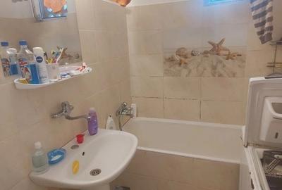 Apartament cu 4 camere decomandat în Tudor - 2