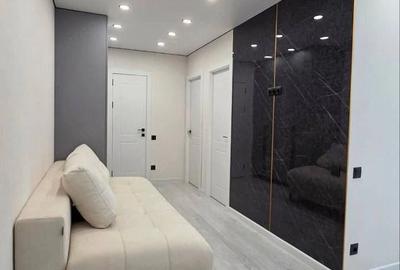 Apartament cu 2 camere decomandat în Gorjului - 2