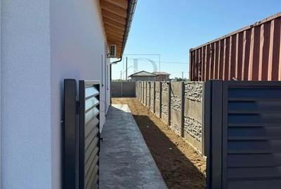 Duplex pe plan -  4 camere - toate utilitatile Duplex pe plan -  4 camere - toate utilitatile - 4