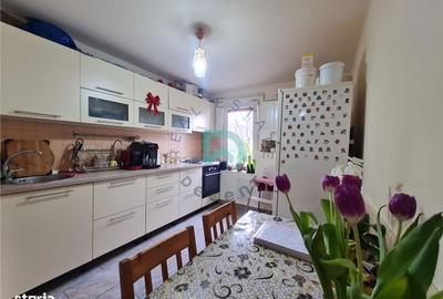 Apartament cu 3 camere decomandat în Craiter - 13